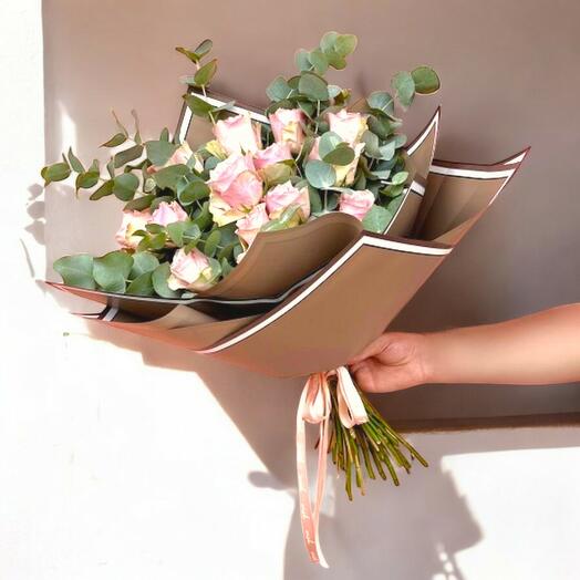 Athena Toz Pink Rose Bouquet