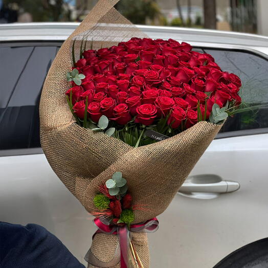 101 Kırmızı Gül HR813