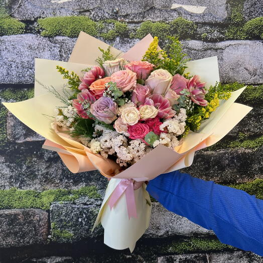 YAZ BUKETİ RENKLİ İTHAL GÜL BUKETİ