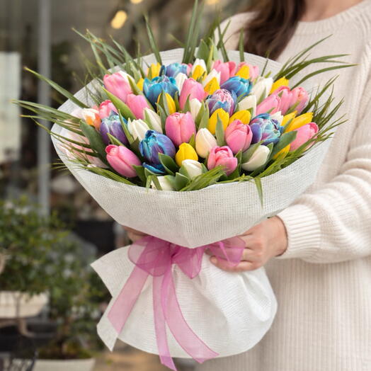 Colorful Tulip Bouquet