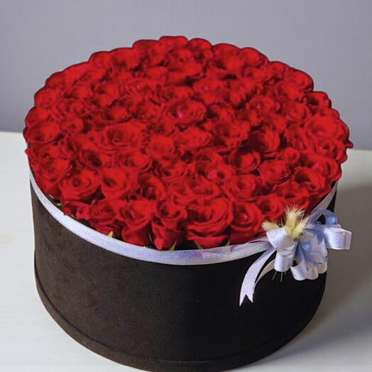 Siyah Kutuda 101 Kırmızı Gul