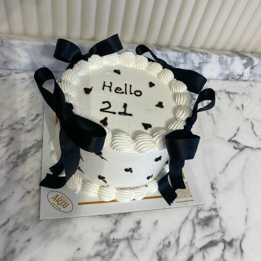 Yazılı yaş gunu pastası