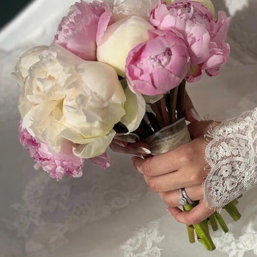 Pembe Beyaz Gelin Şakayık Demeti