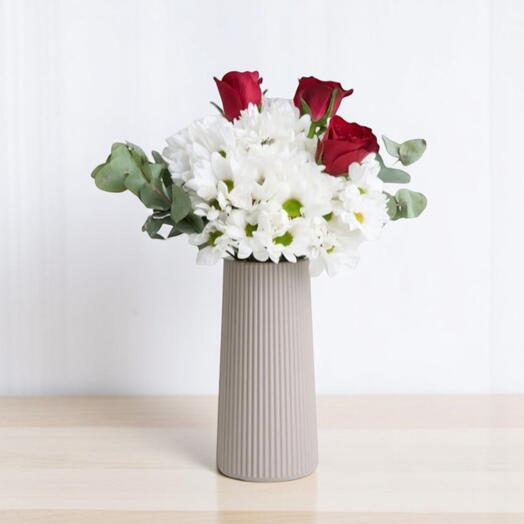 Vazoda Gullu Papatya Aranjmanı