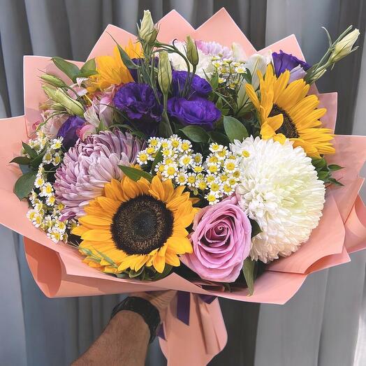 Sunflower bouquet
