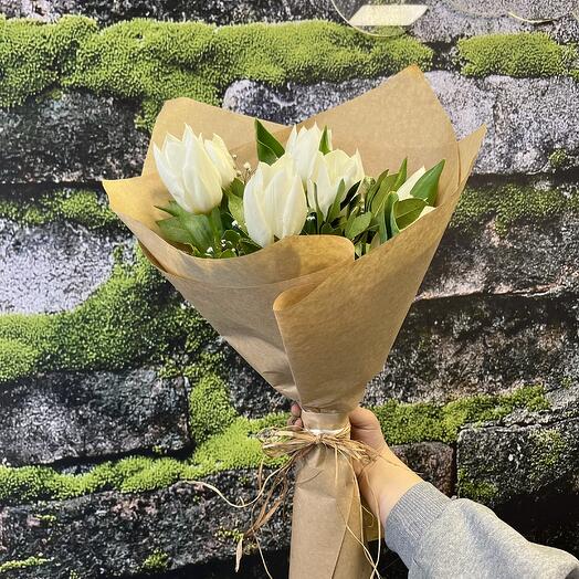 7 ADET BEYAZ LALE BUKETİ