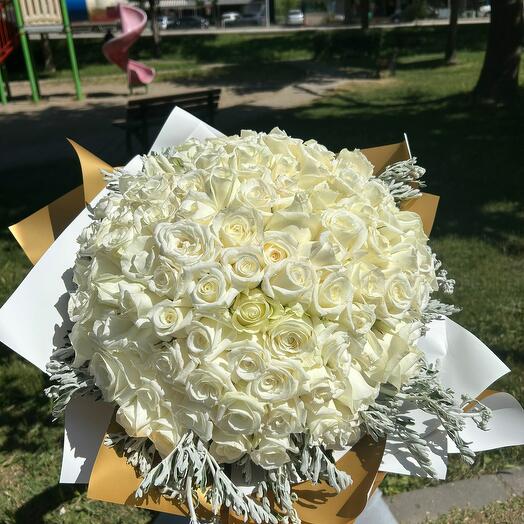 101 adet beyaz gul buketi