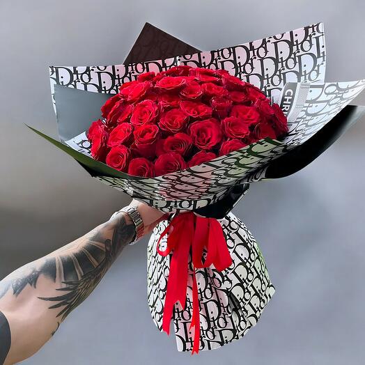 Kırmızı gul buketi lux