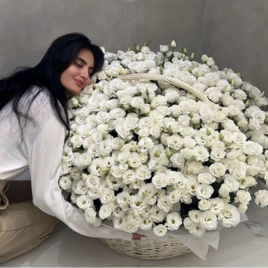 Lisianthus basket big