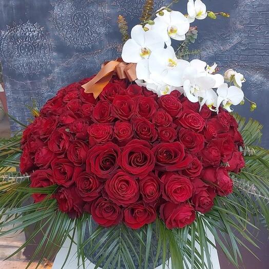 SİLİNDİR KUTUDA 100 GÜL