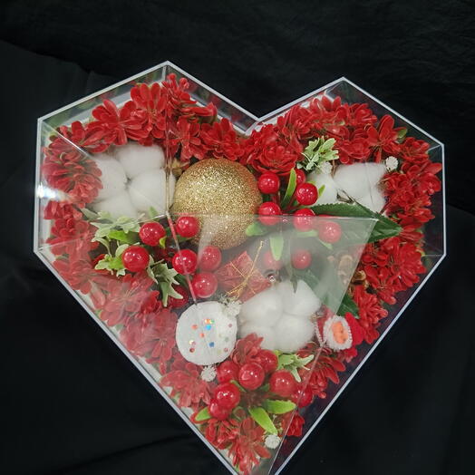 🆕 Yıl Özel Kalp Kutuda Kırmızı Aranjman