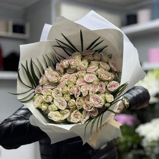MINI GAZEBO ROSE BOUQUET