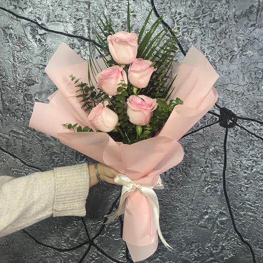 PEMBE GÜLLER BUKETİ