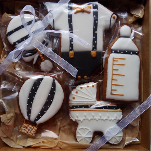 Royal Icing Baby-Themed Spiced Cookie