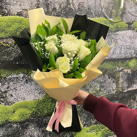 7 BEYAZ GÜL BUKETİ
