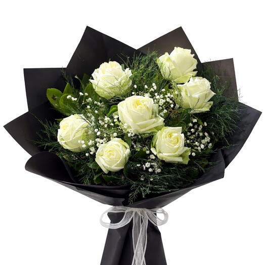 Букет из 7 белых роз – премиум-дизайн