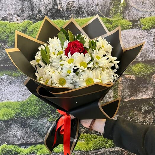 S Kırmızı Gul Papatya Buketi