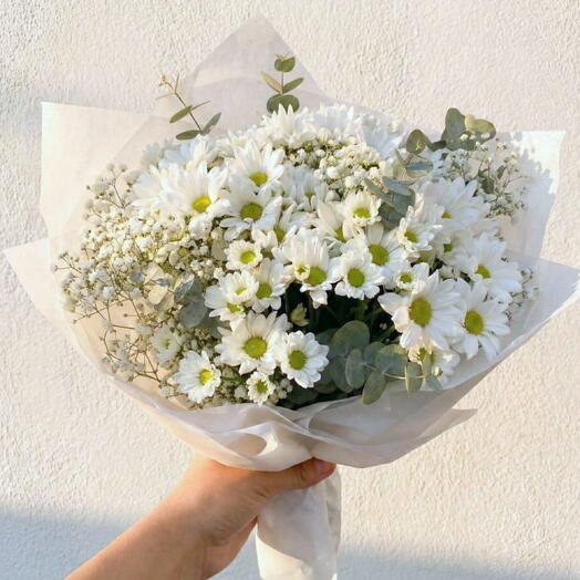 Beyaz Papatya ve Okaliptus Buketi