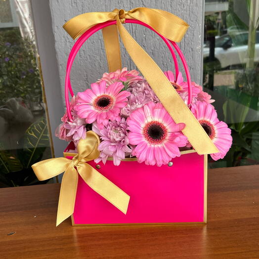 Pink chrysanthemum box