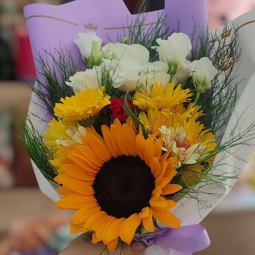 Sunflower bouquet white yellow