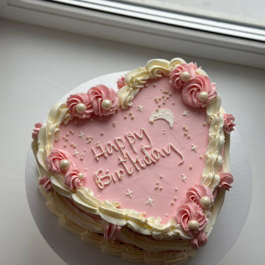 Pembe Kalpli Doğum Günü Pastası