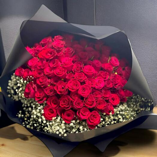 75 premium red roses