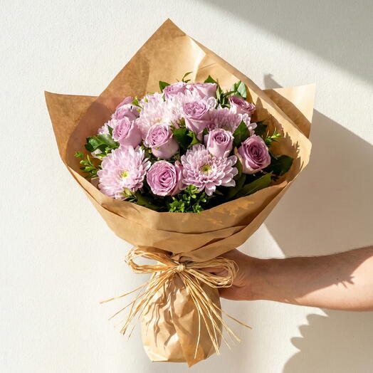 Lila Renkli Guller ve Krizantem Buketi