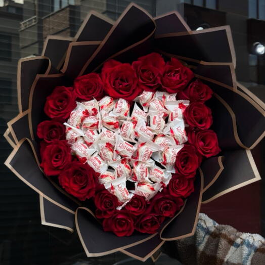 ️ Kalpli Gul Çikolata Buketi