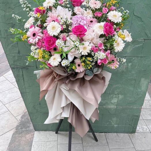 Renkli Canlı Duğun Çelengi