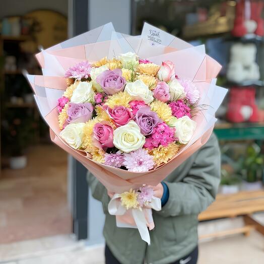 Pastel Duşler Buketi