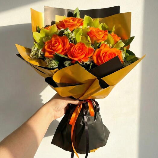 İthal Turuncu Gul ve Orkide Aranjmanı