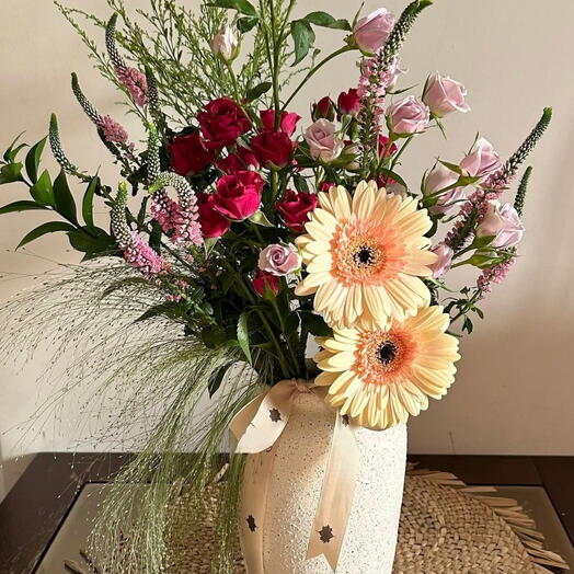 Kırmızı   Pembe Gullu Bahar Vazosu