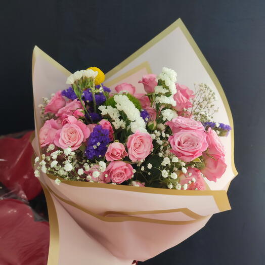 Pink rose bouquet