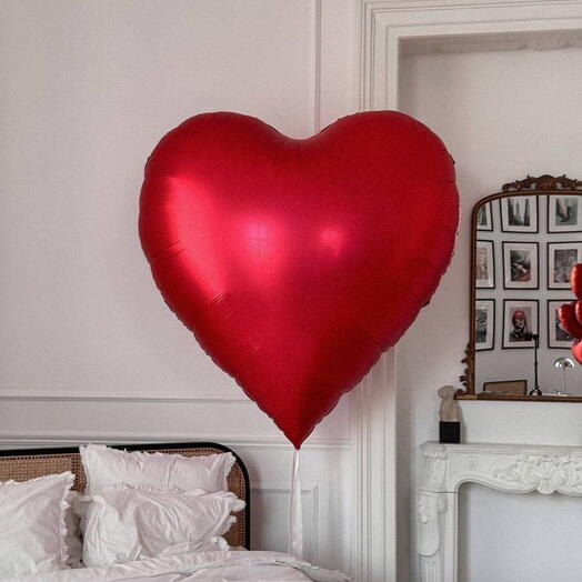 Dev kırmızı  balон