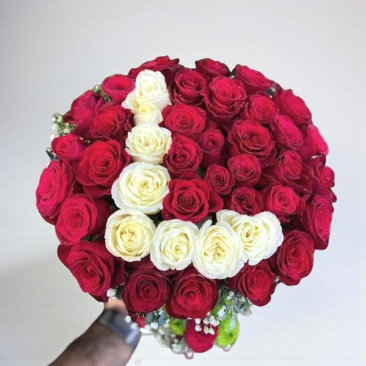 41 Kırmızı Gul ve 9 Beyaz Gul