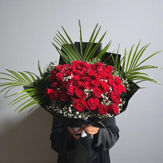 Siyah Ambalajda 31 Kırmızı Gul