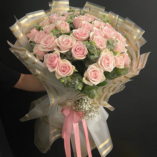 61 Pink Roses