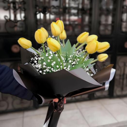 Zarif Sarı Lale Buketi