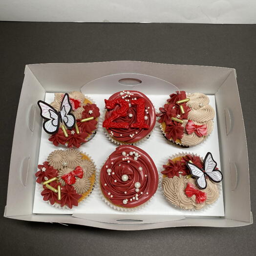 Kelebekli cupcake set