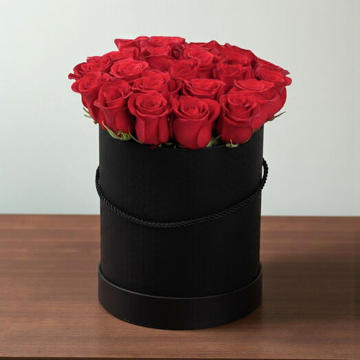 Kutuda İthal Kırmızı Gul