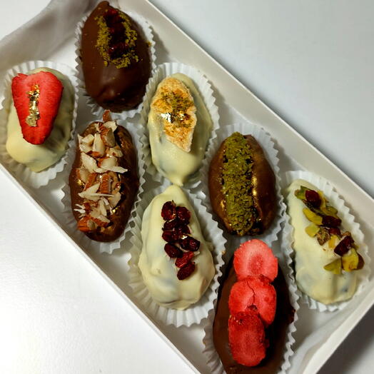 İçi dolgulu dışı çikolata kapli hurma