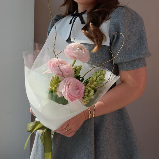 Ranunculus + Hyacinth
