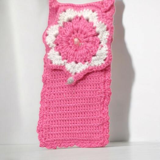 Handmade Knitted Phone Case with Flower Motif – Pink