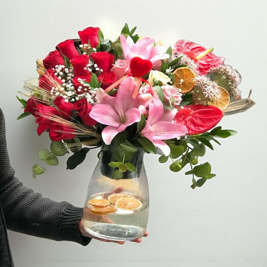 Kırmızı Gul, Pembe Lilyum ve Anthurium Buketi