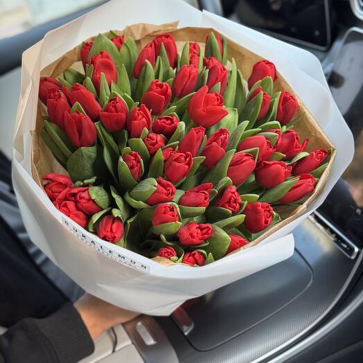 51 red tulip