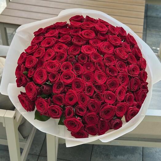Classic Hand Bouquet – 101 Yerli Gul