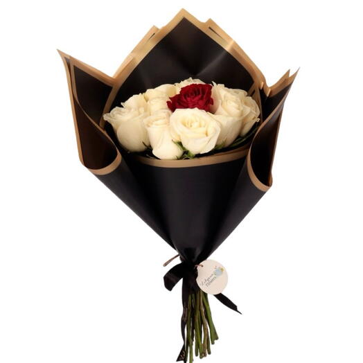 Premium Beyaz Kırmızı Gul Buketi