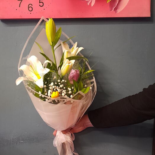 Lilyum lale buketi 2