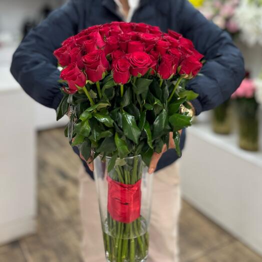 51 adet İtal 70 cm guller cam vazoda