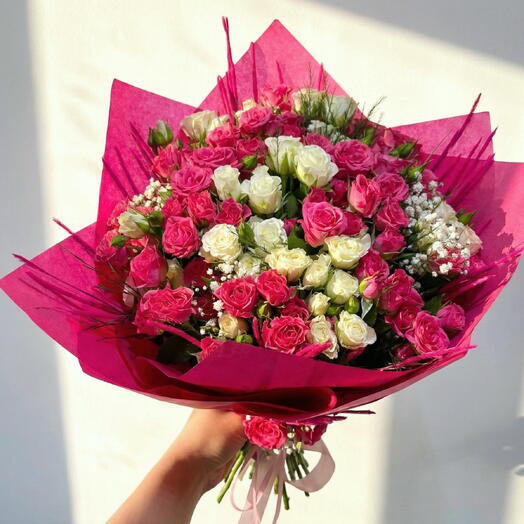 Pembe Beyaz Çardak Gul Buketi